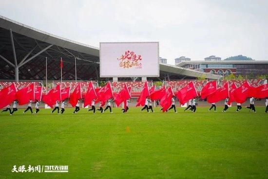 邴家驹（常蓝天 饰）在年夜学里进修的是计较机专业，年夜学四年来，邴家驹的成就都是佼佼领先，但是结业后，邴家驹却从事了一份和本身的专业绝不相关的职业，涓滴没有任何的缔造性，固然概况上邴家驹天天都认当真真的上班，但现实上，他的心里里十分煎熬，没有一时一刻不在斟酌着告退，但是实际却让他胆寒的没法迈出这一步。                                  一天，邴家驹被大夫确诊为癌症，光阴无多，他决议在本身仅剩的人生里